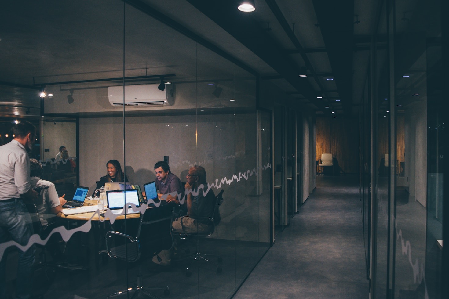 Come gestire lo stress in ufficio: cause, segnali e strategie che funzionano